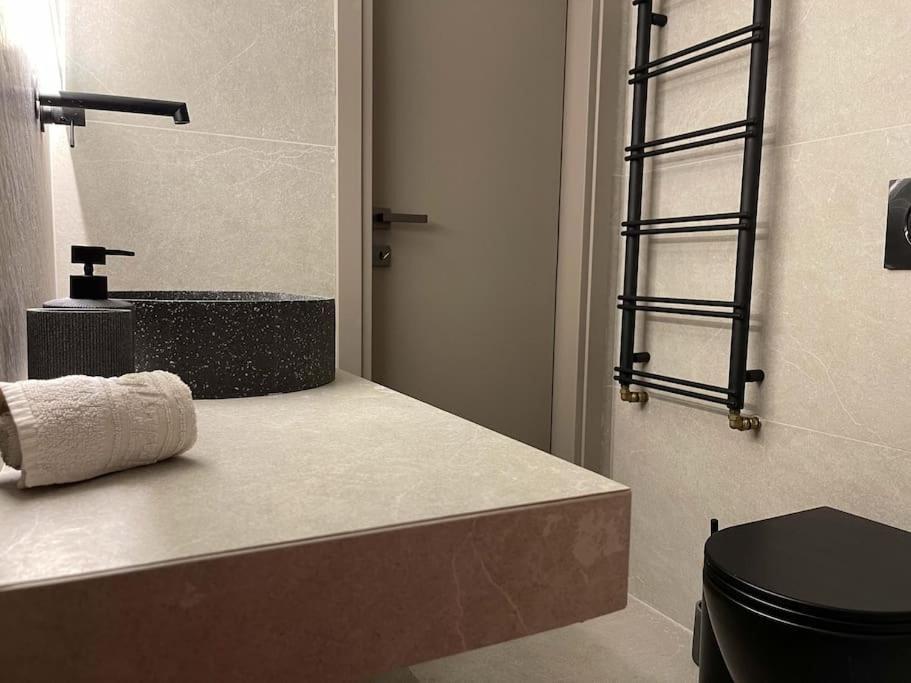 Acropolis Lux Apartment Athene Buitenkant foto
